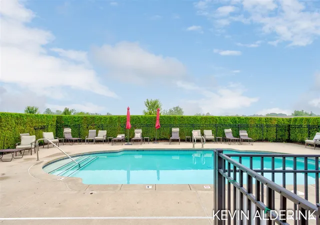 Listing Photo 2 - Condo for sale in building located at 1229 Waterwalk Dr, Holland, MI 49423 - Unit #