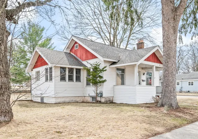 Homes for sale in Big Rapids, MI | 515 Woodward Ave, Big Rapids, MI 49307 | MLS# 70522928
