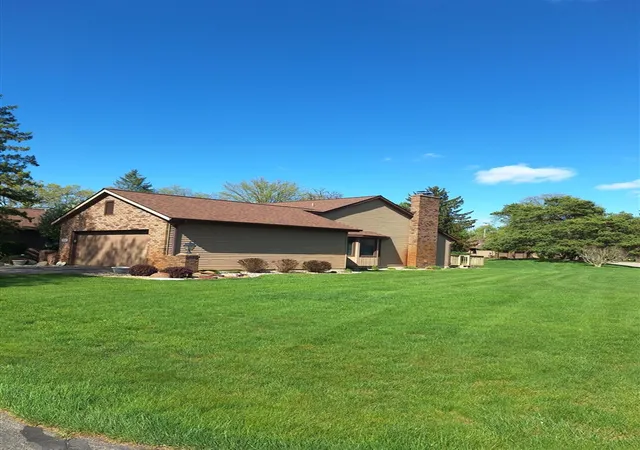 Homes for sale in Grandville, MI | 3261 Calvin Ct, Grandville, MI 49418 | MLS# 70530836