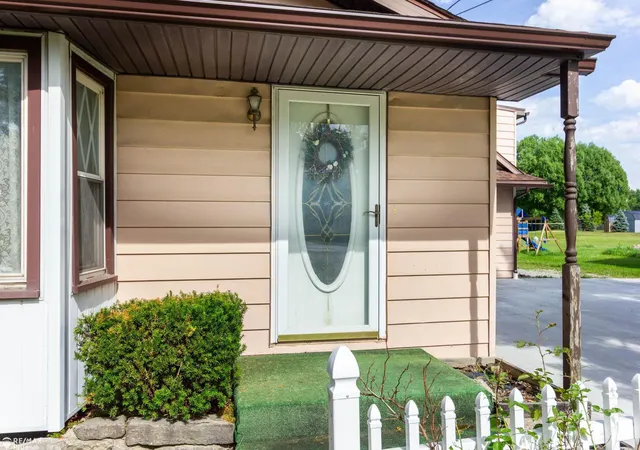 5th image of 3350 N Belsay Rd, Flint, MI 48506 | MLS# 50213320