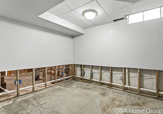 Photo 61 of Sale Pending at 252 Thomas St, Allegan, MI 49010 | MLS# 70550986 | Listing updated on 2026-08-17