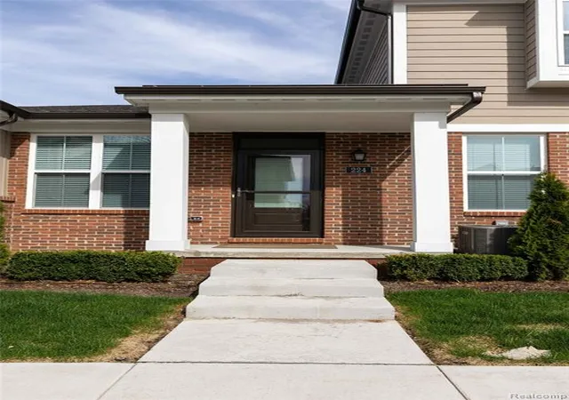 Homes for sale in Auburn Hills, MI | 224 Jotham Ave, Auburn Hills, MI 48326 | MLS# 60985222