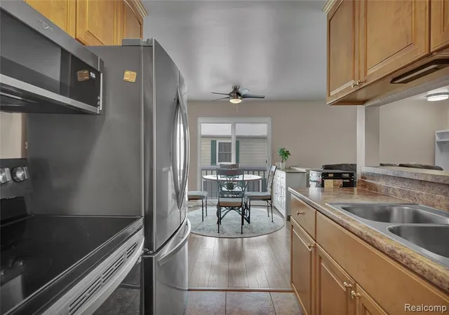 Homes for sale in Lake Orion, MI | 2627 Thornbrier Ct #3D, Lake Orion, MI 48430 1744 | MLS# 60966613