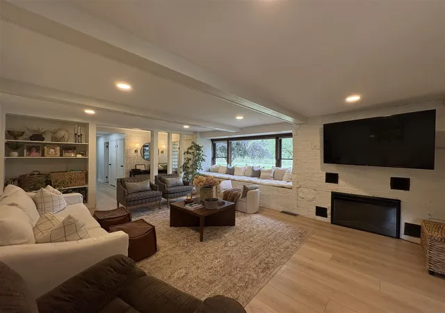 Homes for sale in Grand Rapids, MI | 322 Maynard Ave, Grand Rapids, MI 49534 | MLS# 70541970