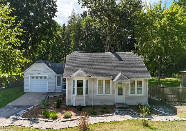 1st image of 1990 S Poseyville Rd, Midland, MI 48640 | MLS# 80072471