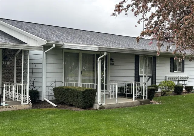 Homes for sale in Grand Rapids, MI | 5646 Leisure S Dr, Grand Rapids, MI 49548 | MLS# 70528358