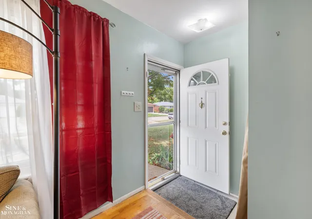 Photo 3 of Sale Pending at 27342 Dover Ave, Warren, MI 48088 | MLS# 50219690 | Listing updated on 2026-09-11