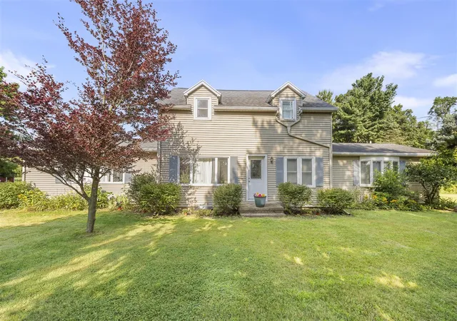 2nd image of 19275 16 Mile Rd, Marshall, MI 49068 | MLS# 70549590