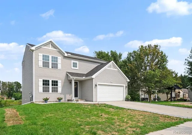 2nd image of 10880 Constant Dr, Allendale, MI 49401 | MLS# 61021062