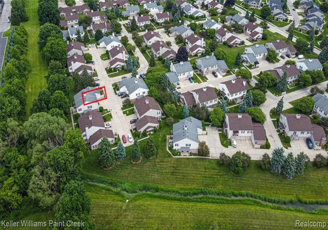 Homes for sale in Clinton Township, MI | 44524 N Bunker Hill Drive, Clinton Township, MI 48038 | Houzeo