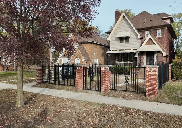 4th image of 18968 Pennington Dr, Detroit, MI 48221 | MLS# 70505043
