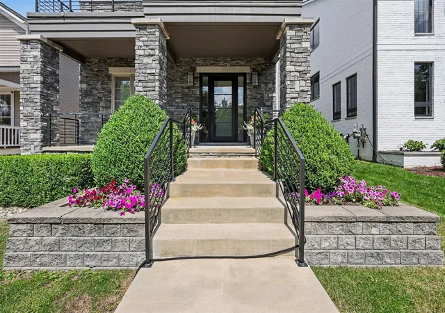 4th image of 484 Park St, Birmingham, MI 48009 | MLS# 70518517