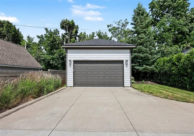99th image of 484 Park St, Birmingham, MI 48009 | MLS# 70518517