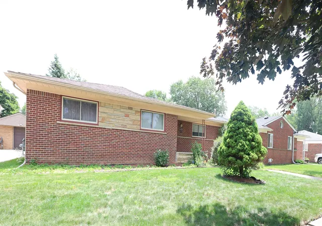 Photo 1 of Sale Pending at 23700 Radclift St, Oak Park, MI 48237 | MLS# 50218689 | Listing updated on 2026-09-03
