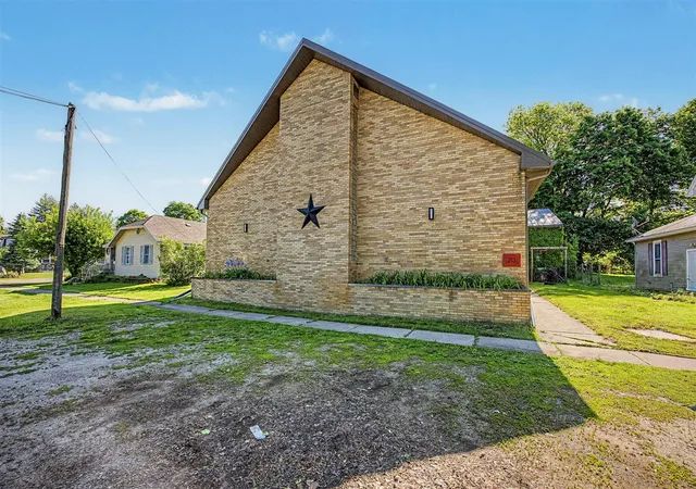 3rd image of 213 Palmer St, Rives Junction, MI 49277 | MLS# 70533977