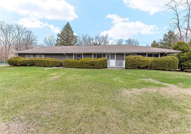 Homes for sale in Belleville, MI | 45784 Willis Rd, Belleville, MI 48111 | MLS# 60977514