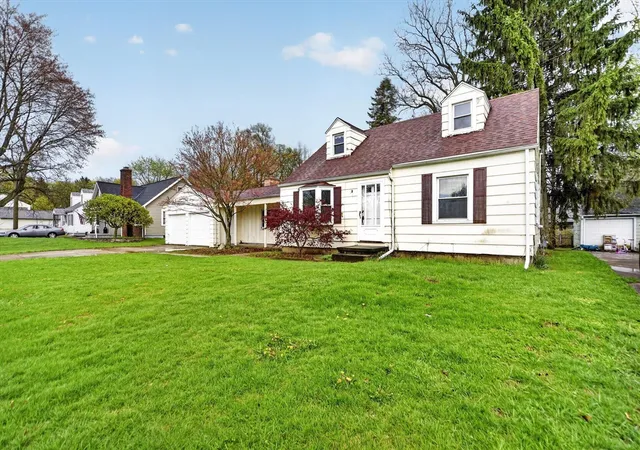 4th image of 206 Pleasantview Dr, Battle Creek, MI 49017 | MLS# 70522466