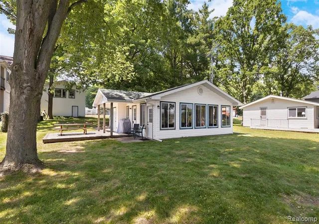 1st image of 5423 Oakridge Dr, Beaverton, MI 48612 8594 | MLS# 61011079