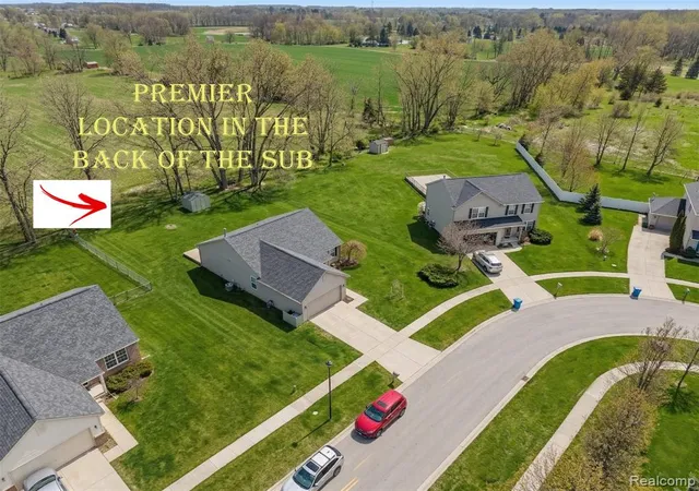 2nd image of 404 Lydia Ln, Linden, MI 48451 8834 | MLS# 61023511