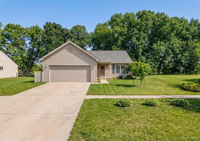 Photo 3 of Single family home for sale at 404 Lydia Ln, Linden, MI 48451 8834 | MLS# 61023511 | Listing updated on 2026-09-04