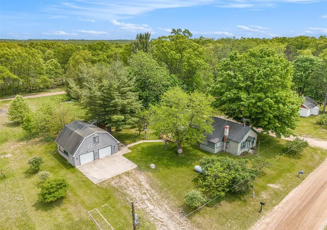 1st image of 1754 Maggie St, Fountain, MI 49410 | MLS# 70536077