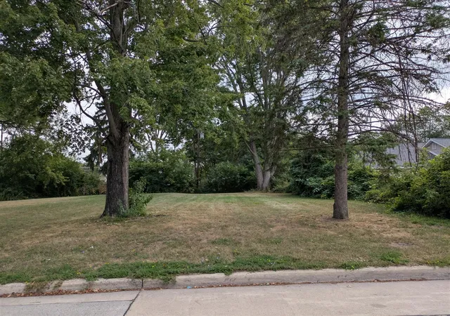 Land for sale at Hipp St, Taylor, MI 48180 | MLS# 70553950