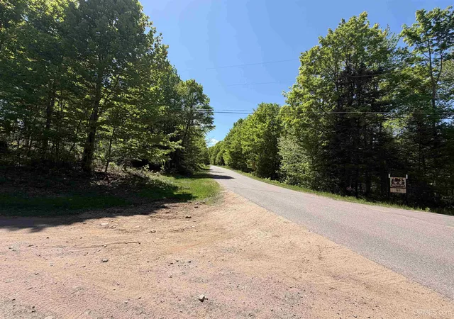 Photo 79 of Single family home for sale at 33 Tan Rd, Michigamme, MI 49861 | MLS# 50210015 | Listing updated on 2026-08-27