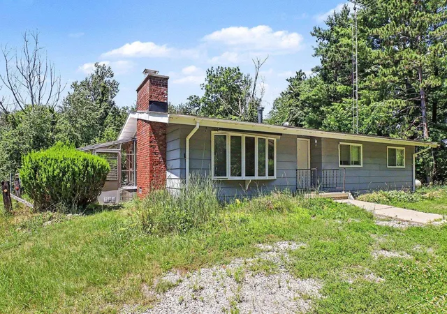 Homes for sale in Fostoria, MI | 8186 Edward Rd, Fostoria, MI 48435 | MLS# 50213815