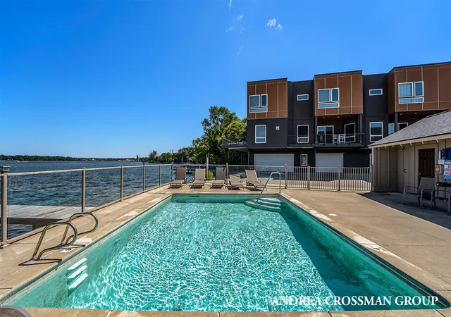 4th image of 543 Macatawa Ave, Holland, MI 49423 | MLS# 70542893