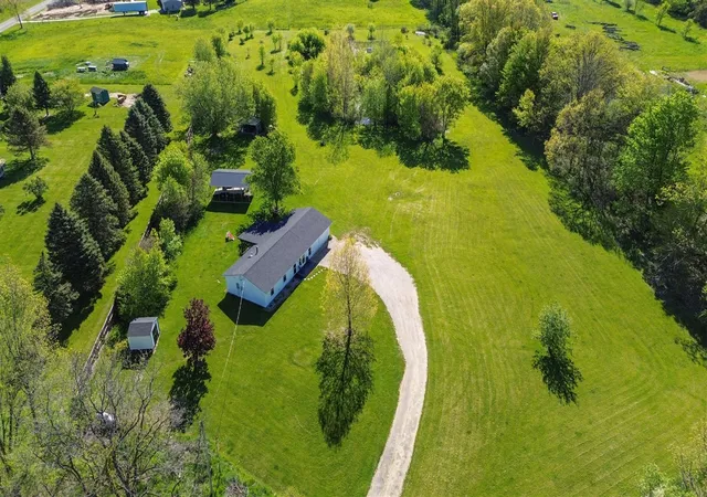 Homes for sale in Pleasant Lake, MI | 12199 N Meridian Rd, Pleasant Lake, MI 49272 | MLS# 70532629