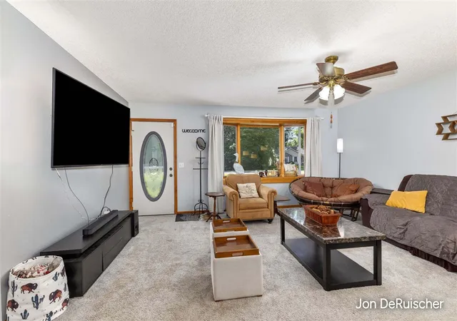 Photo 3 of Sale Pending at 572 Stevenscott Dr, Muskegon, MI 49442 | MLS# 70554030 | Listing updated on 2026-08-26