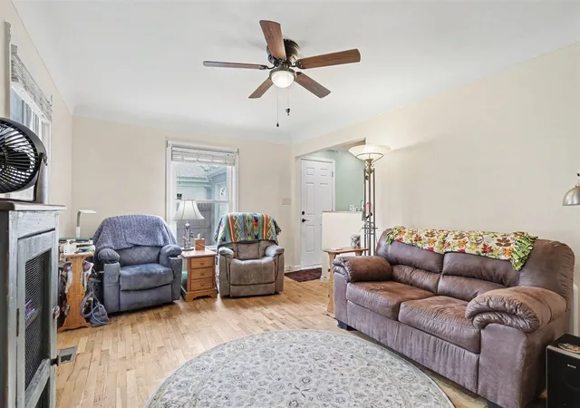 Photo 4 of Sale Pending at 119 N 24Th St, Battle Creek, MI 49015 | MLS# 70555165 | Listing updated on 2026-09-02