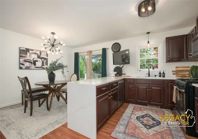 Photo 3 of Single family home for sale at 3051 Lantana Ct, Kentwood, MI 49512 | MLS# 70554857 | Listing updated on 2026-09-15