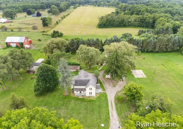 Photo 3 of Sale Pending at 3681 Sayles Rd, Ionia, MI 48846 | MLS# 70555290 | Listing updated on 2026-09-09