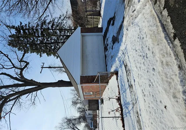3rd image of 18717 Littlefield St, Detroit, MI 48235 | MLS# 60972917