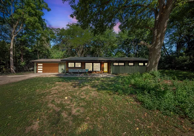 1st image of 3446 Charing Cross Rd, Ann Arbor, MI 48108 | MLS# 70550161