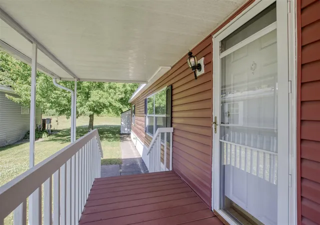 Homes for sale in Walker, MI | 1163 Maple Leaf Ln, Walker, MI 49534 | MLS# 70525915