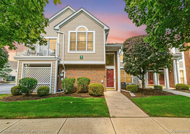 Photo 1 of Sale Pending at 4341 Berkshire Dr #110, Sterling Heights, MI 48314 1216 | MLS# 61025285 | Listing updated on 2026-09-22