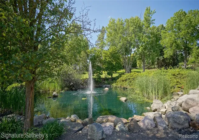 43rd image of 6608 Enclave Dr, Clarkston, MI 48348 | MLS# 61004040