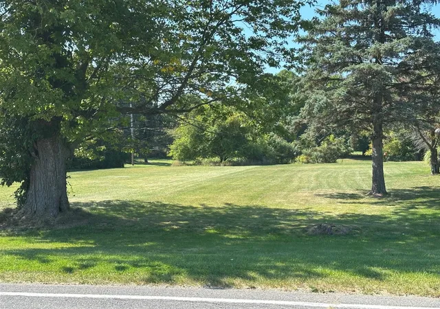 2nd image of 2308 Paw Paw Ave, Benton Harbor, MI 49022 | MLS# 70530845