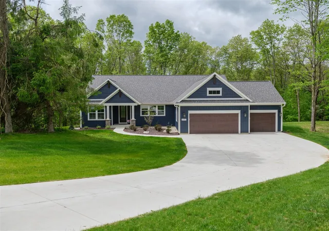Homes for sale in Richland, MI | 6583 W Hidden Lake Cir, Richland, MI 49083 | MLS# 70533615