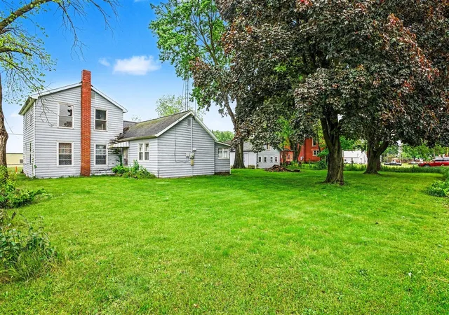 Photo 3 of Single family home for sale at 232 S 2nd Street, Burr Oak, MI 49030 | MLS# 70534229 | Listing updated on 2026-06-09