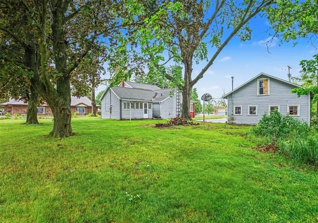 Photo 4 of Single family home for sale at 232 S 2nd Street, Burr Oak, MI 49030 | MLS# 70534229 | Listing updated on 2026-06-09
