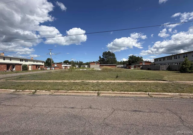 Photo 4 of Land for sale at 500 Invader Rd, Gwinn, MI 49841 | MLS# 50218261 | Listing updated on 2026-09-29