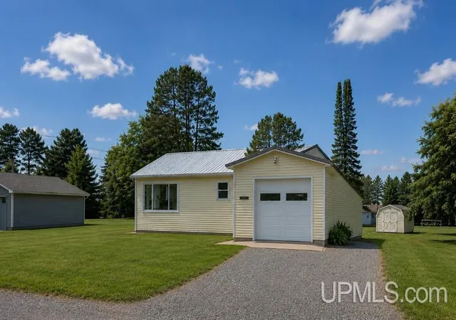 Homes for sale in Bergland, MI | 502 Birch St, Bergland, MI 49910 | MLS# 50212098