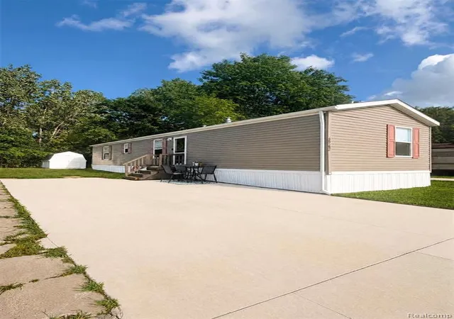 1st image of 48582 Lakeview, Shelby Township, MI 48317 | MLS# 61022794