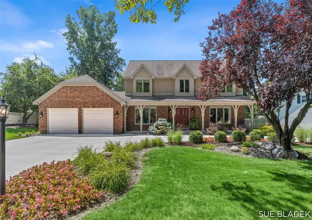 Photo 1 of Sale Pending at 152 Sorrento Dr, Holland, MI 49423 | MLS# 70554215 | Listing updated on 2026-09-03