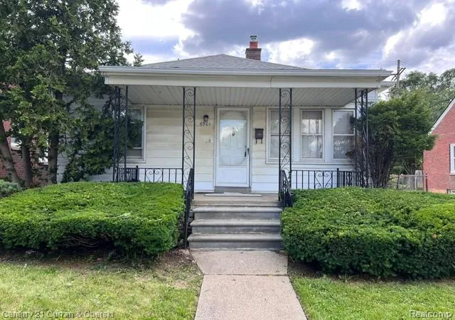 1st image of 6901 Faust Ave, Detroit, MI 48228 3496 | MLS# 61005690