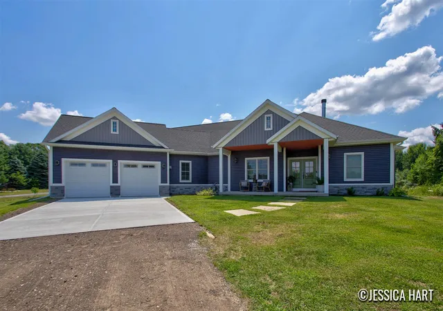 3rd image of 9120 Whittall St, Rockford, MI 49341 | MLS# 70550071