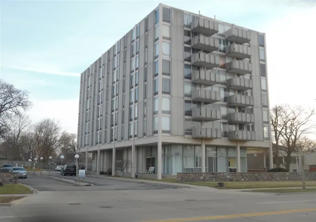Condo for sale at 715 W Michigan Ave #508, Jackson, MI 49201 | MLS# 70520988